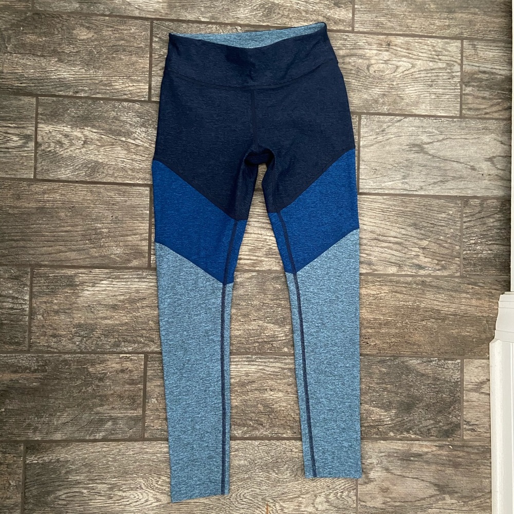 Outdoor Voices leggings
